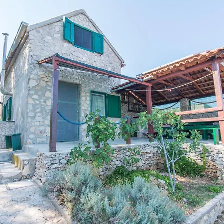Coastal In Zizanj With Barbecue Holiday home Tkon