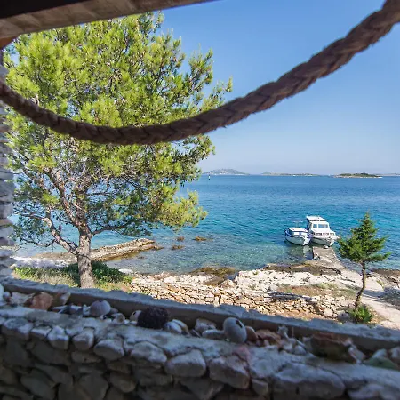 Coastal In Zizanj With Barbecue Tkon